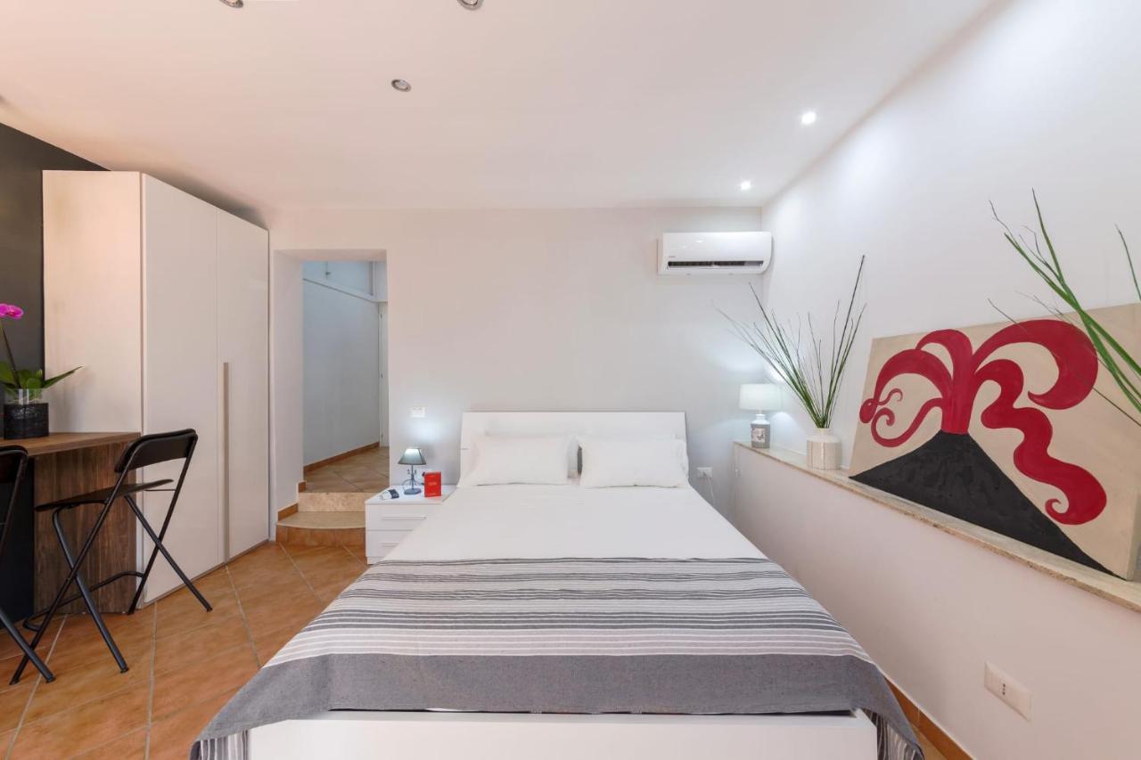 Masaniello Apartment Naples Luaran gambar