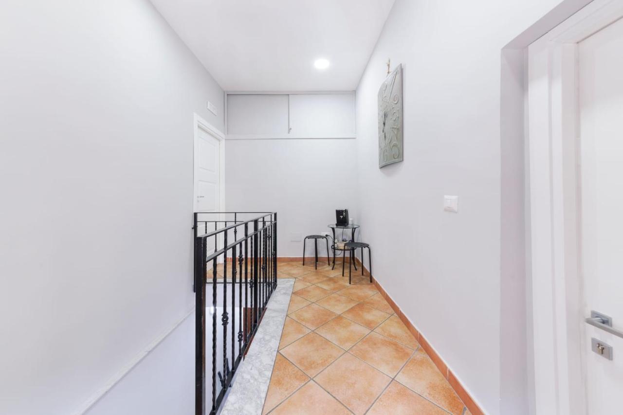 Masaniello Apartment Naples Luaran gambar
