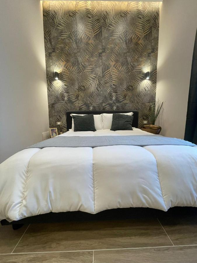 Masaniello Apartment Naples Luaran gambar